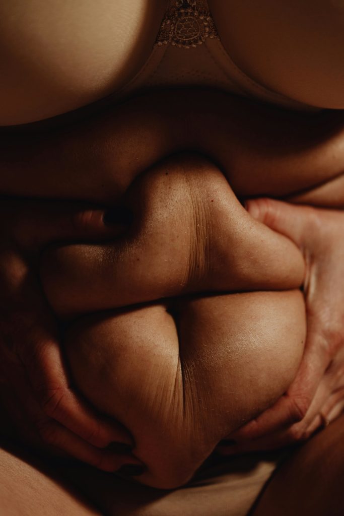 pexels karola g 6642937